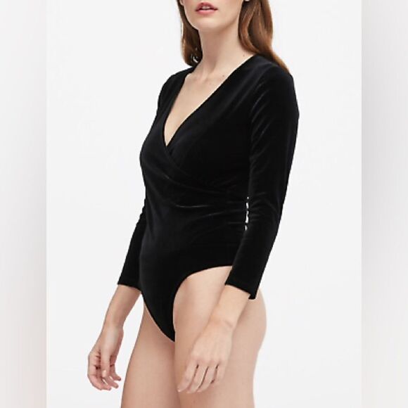 Banana republic velvet bodysuit - Picture 2 of 12